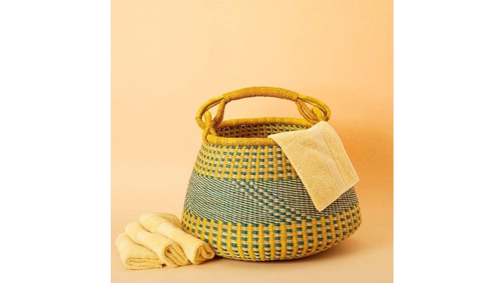 wicker picnic basket with blanket